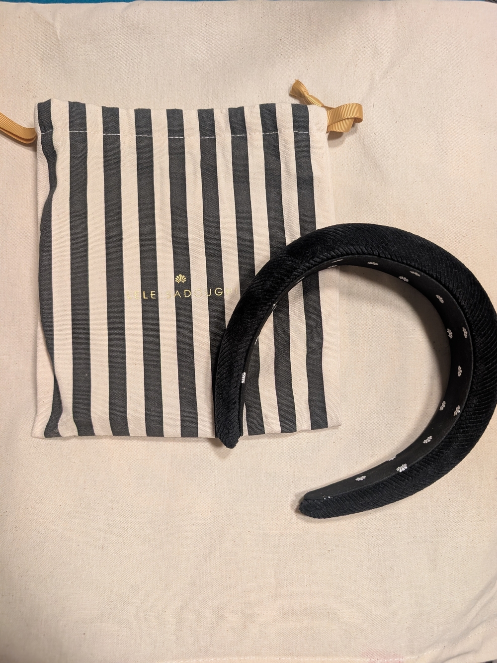 Black Padded Headband with Corderoy Texture